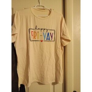 Shein Curve 2xl Tshirt Happy Fri Yay